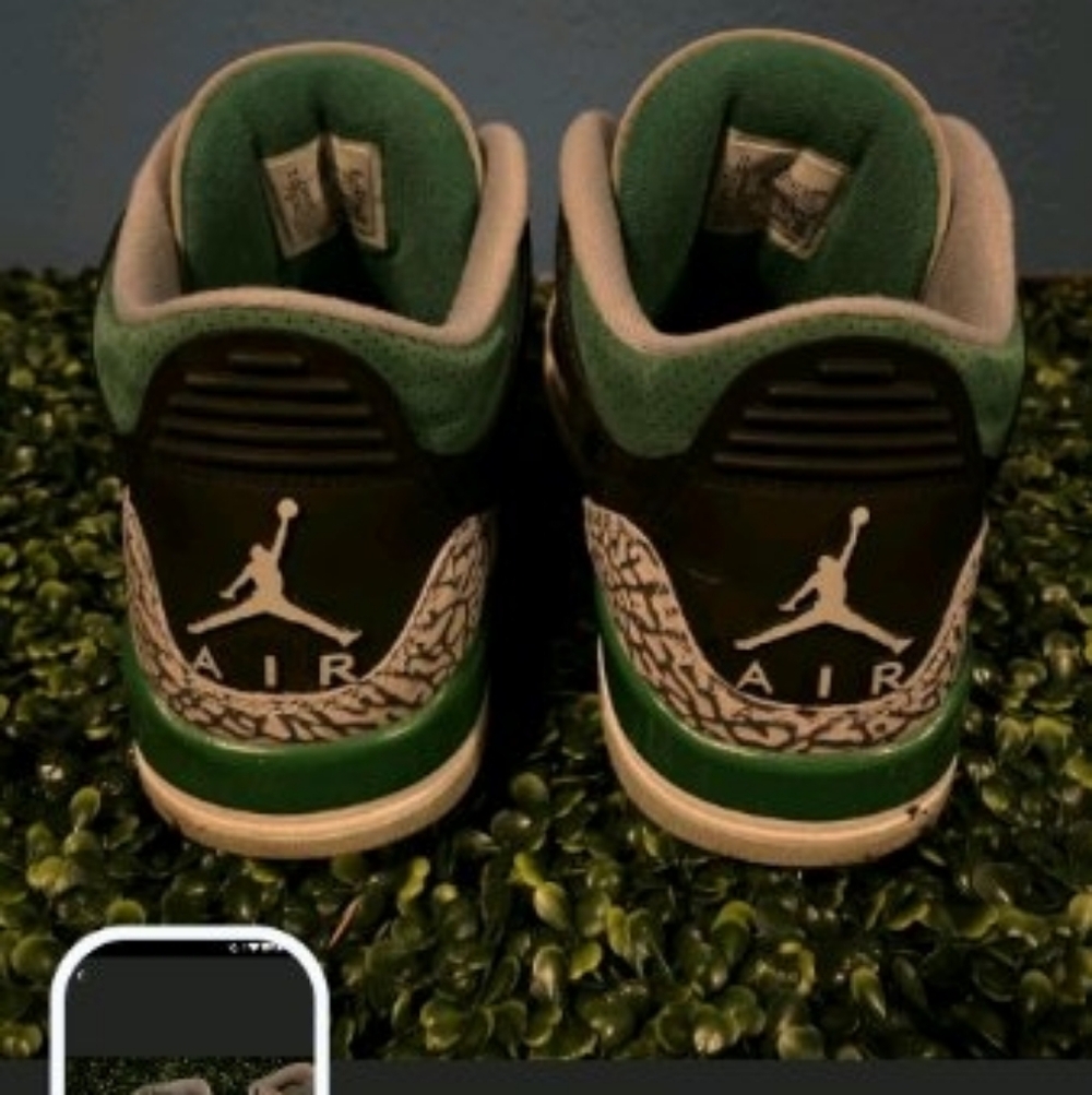 Jordan 3 - Picture 6 of 6